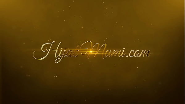 Hijab Housewife & the Overseas Affair – Jayne Doh, David Lee