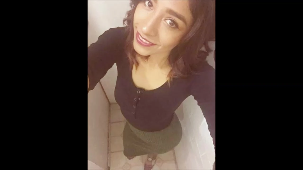 Karla Suarez desnuda