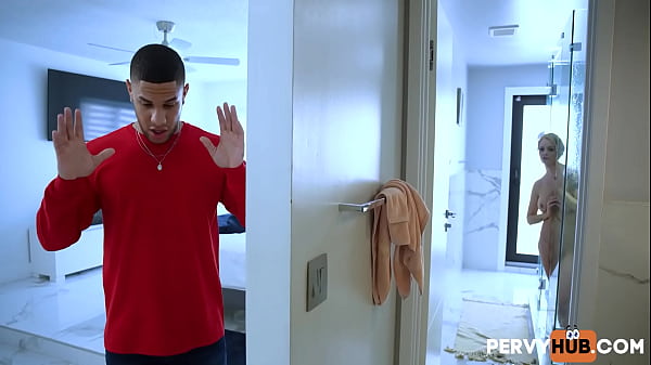 Seductive Stepmom’s Yoga Tease Results in a Forbidden, Cum-Drenched Sofa Romp with Her Stepson!