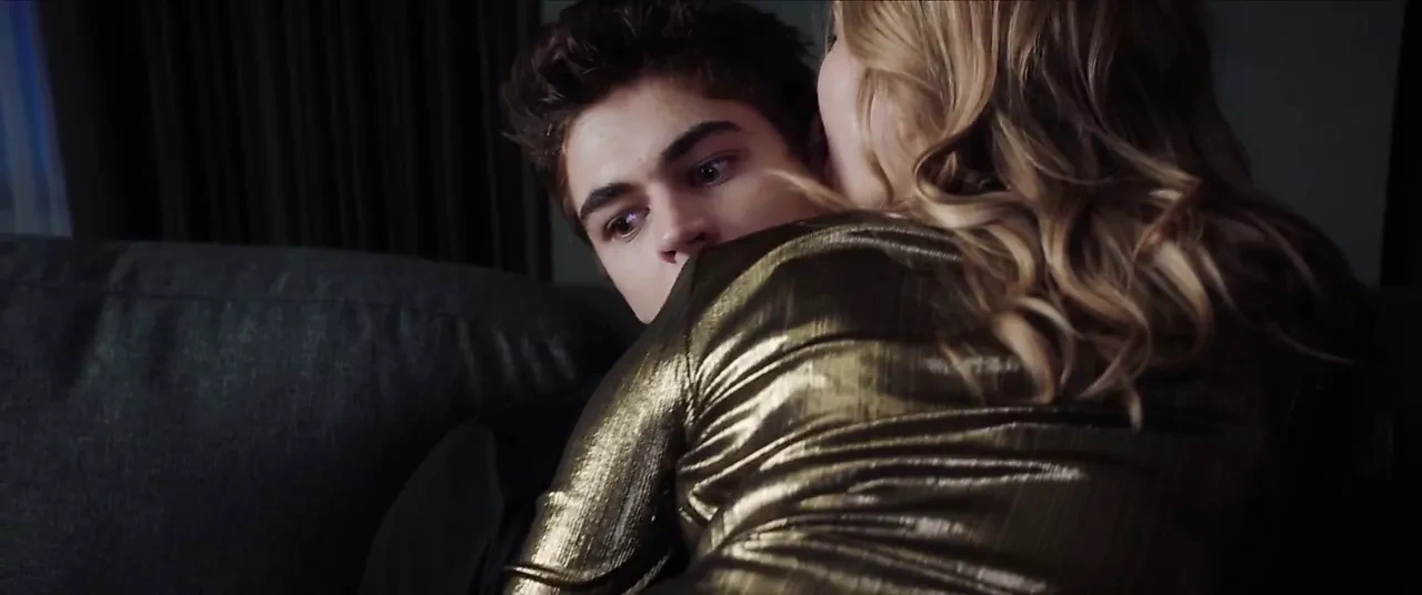 Josephine Langford – ”After We Collide”