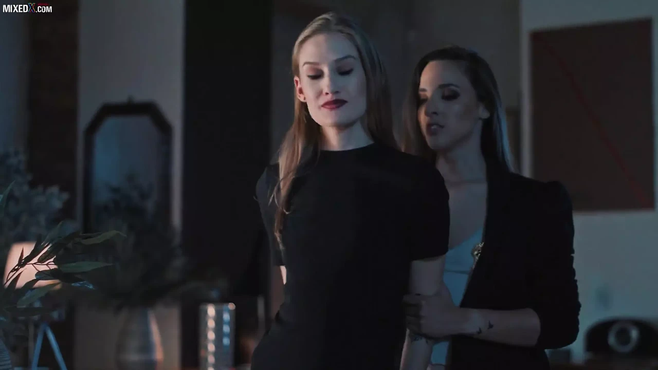 Horny lesbian detective falls in love together with her tremendous scorching younger suspect