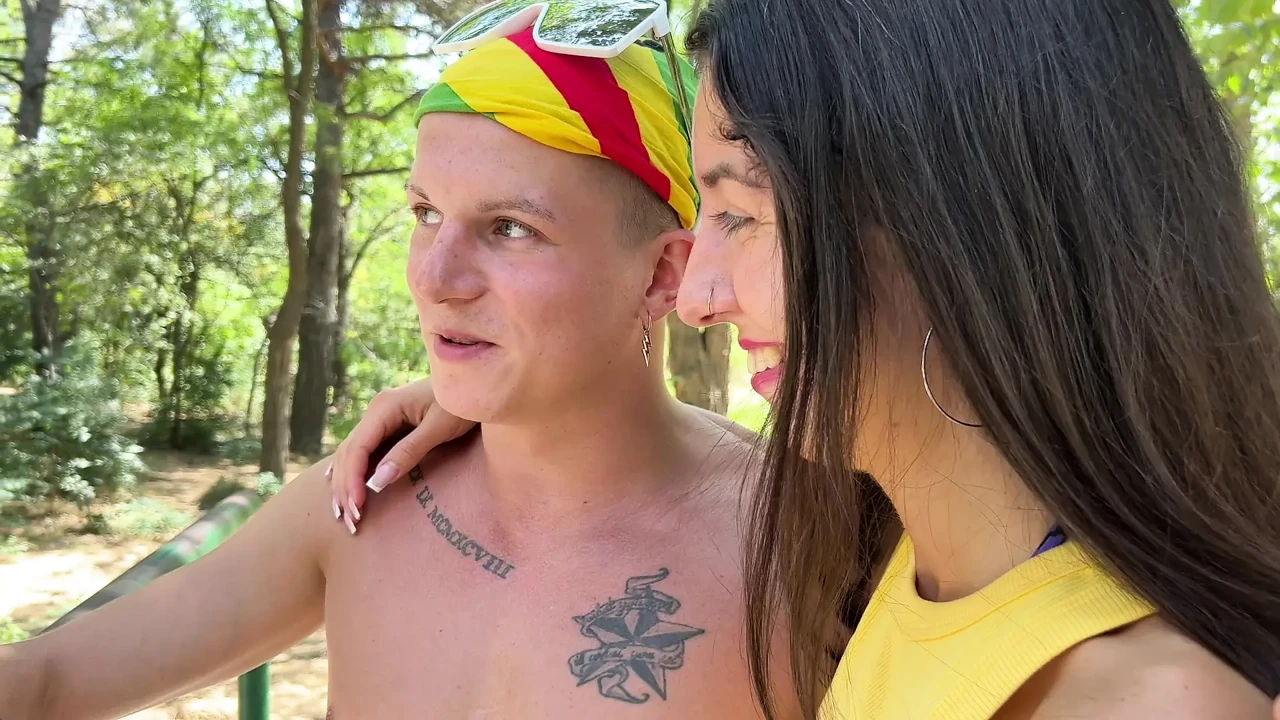 Bi threesome – a stranger invited a married couple to have fun and fucked them in the forest