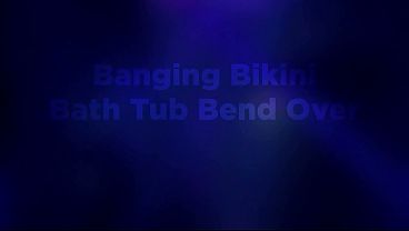 Brittany Andrews Loves Washing Her Pussy On The Bath Tub!